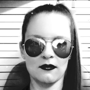 Meet your Posher, Marie